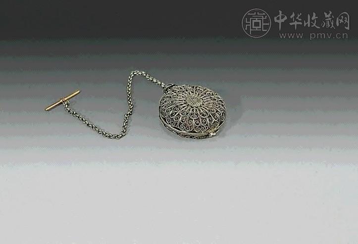 清 银镂空香囊