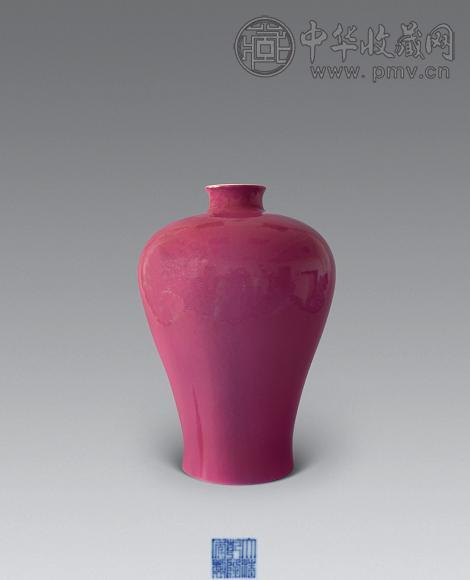 清 乾隆 胭脂红梅瓶