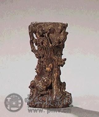 明 紫檀树干形筋瓶