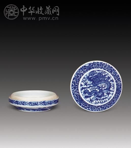 清宣统 青花龙纹印盒