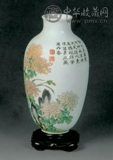 清 粉彩菊花纹瓶(连座)