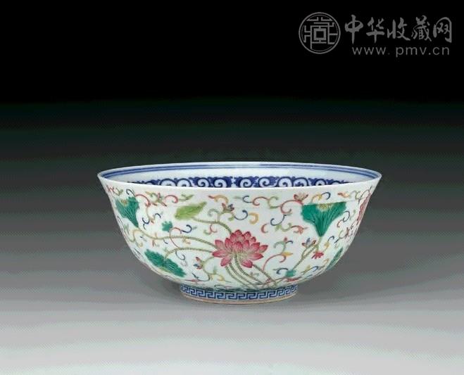 清光绪 外粉彩内青花荷花碗