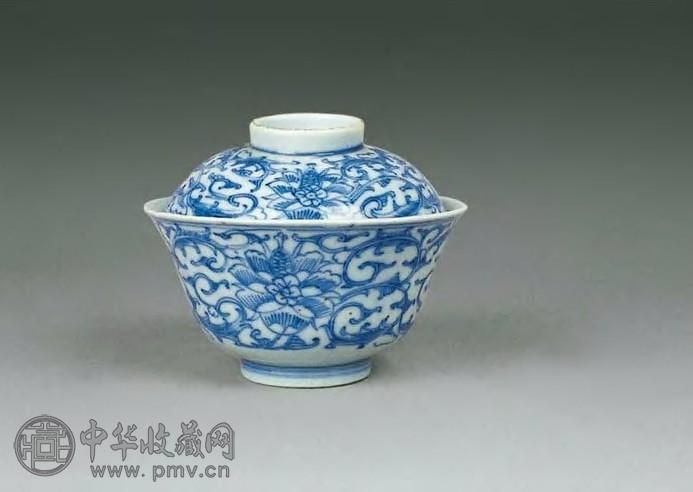 清嘉庆 青花淡描花卉盖碗