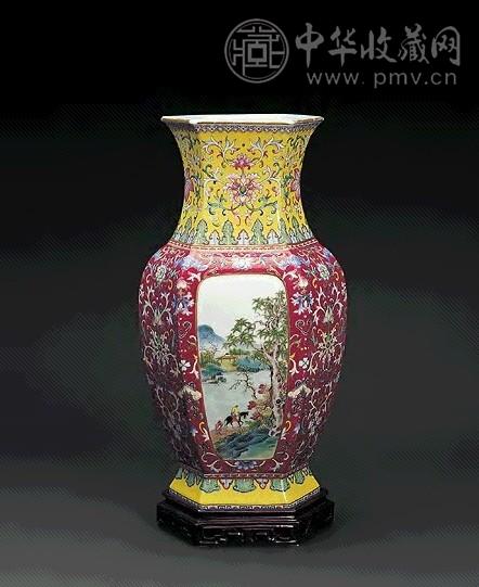 清乾隆款 粉彩紫地开光山水纹六角瓶