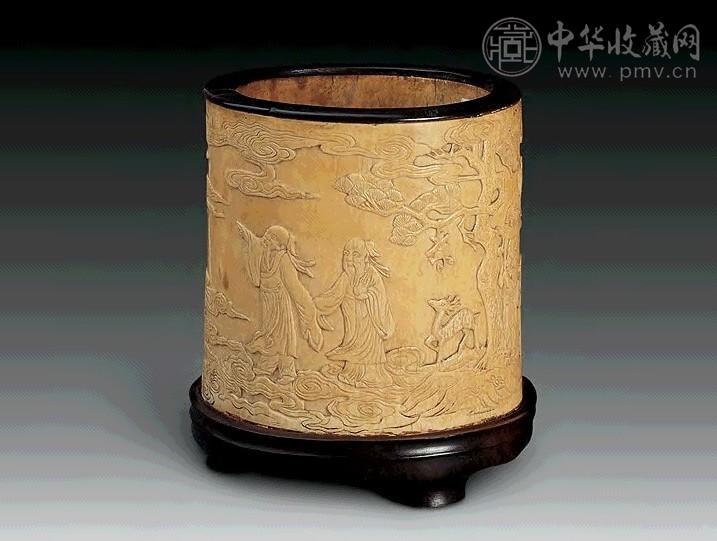 清初 象牙浅浮雕海屋添筹纹笔筒