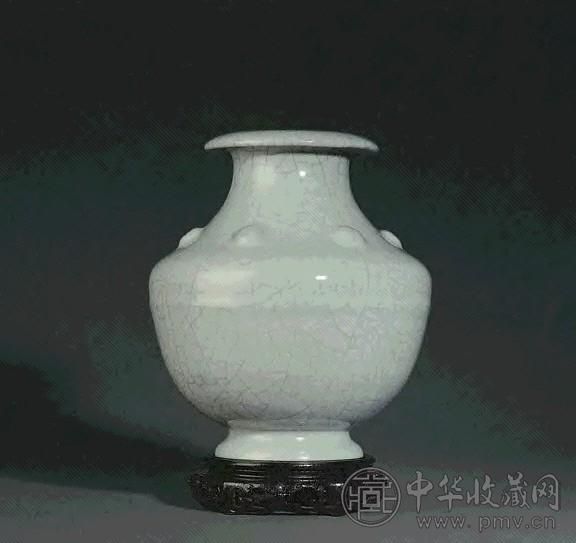 清雍正 仿官窑凸鼓弦纹转颈瓶