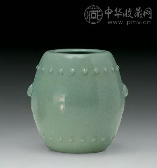 清道光 豆青釉鼓式罐