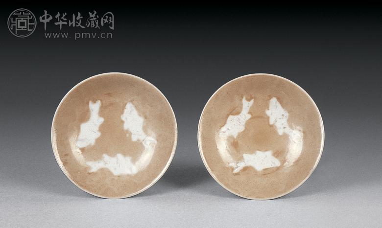 清道光 米黄地三鱼盘(1对)