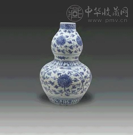 明正德 青花缠绵枝莲纹葫芦大吉瓶