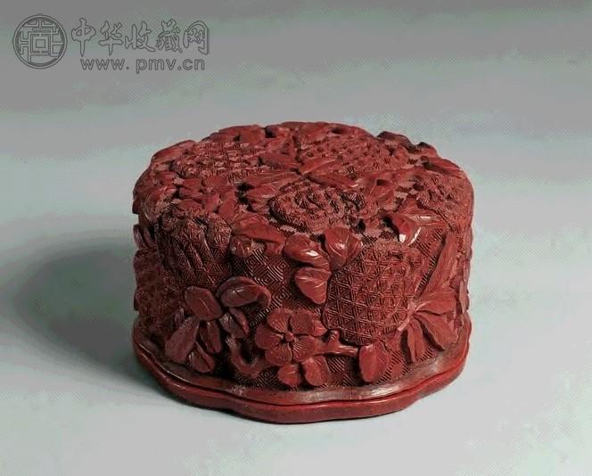 清中期 剔红佛手纹盖盒