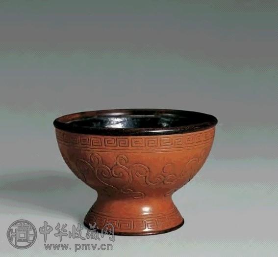 清 匏器浅浮雕卷草纹高足碗