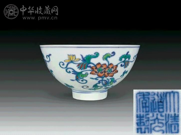 清道光 斗彩花卉碗