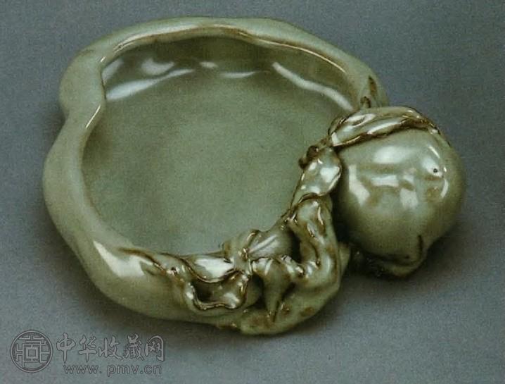 清雍正 仿汝釉桃式洗