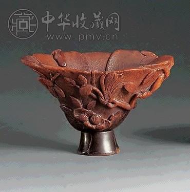 清初 犀牛角花形爵杯