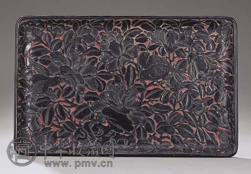 明十六世纪 剔黑牡丹纹长方盘