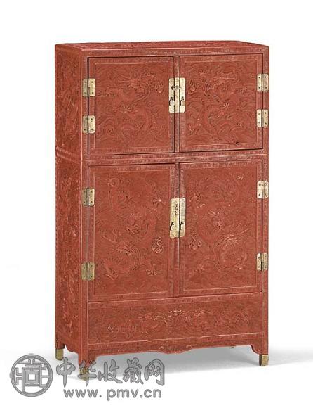 清乾隆 剔红云龙纹小柜