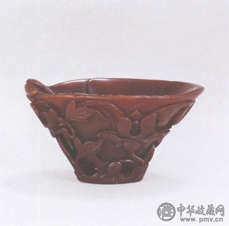 清 犀角雕花卉纹杯