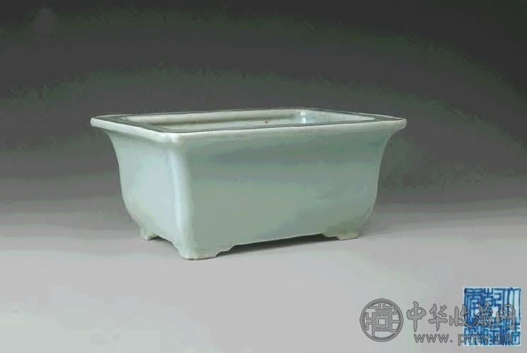 清乾隆 粉青釉方盆