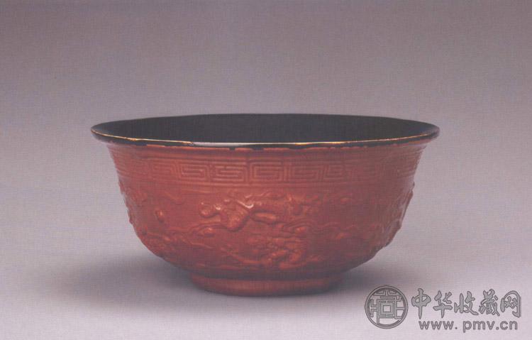 清乾隆 模印葫芦云龙纹碗