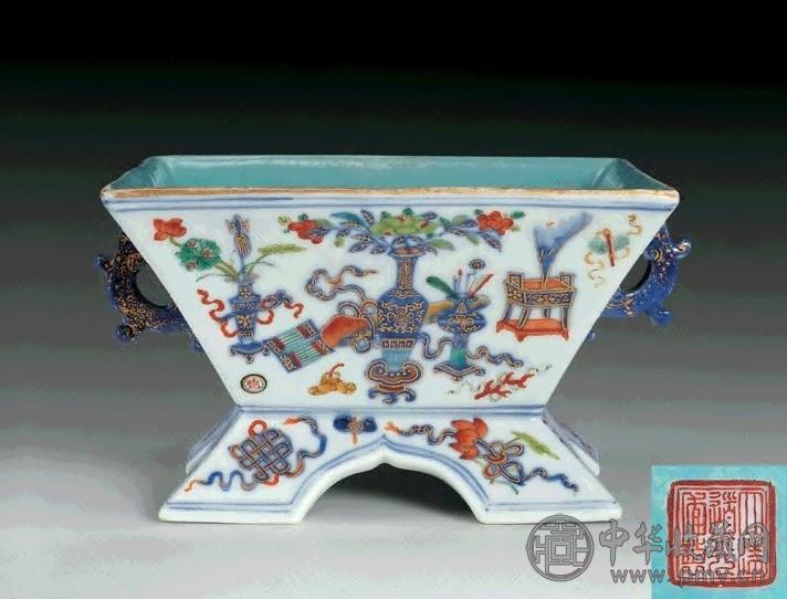 清道光 斗彩鼎彝清供纹簠