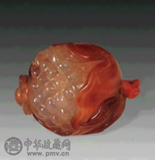 玛瑙雕石榴烟壶