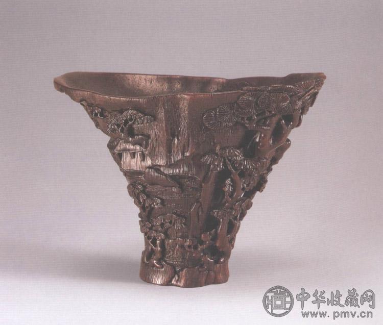 清 犀角雕松树杯