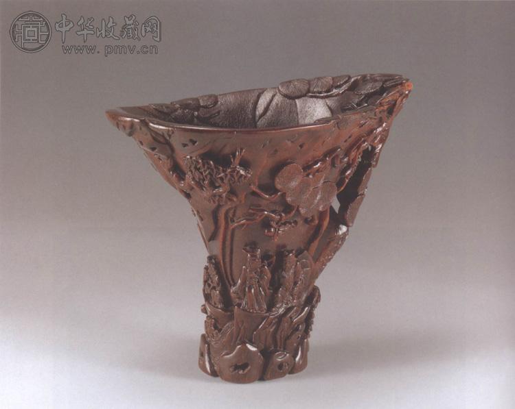 清初 犀角松下高士杯