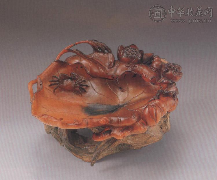 清初 犀角雕莲蟹洗