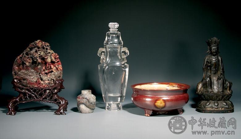 清朝或后 水晶石双耳盖壶