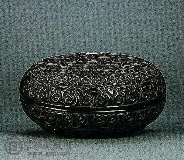 明十六世纪 剔犀黑漆圆盖盒