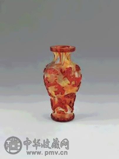 清晚期 套红料螭虎纹观音瓶