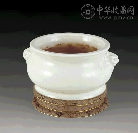 明 德化窑兽耳炉