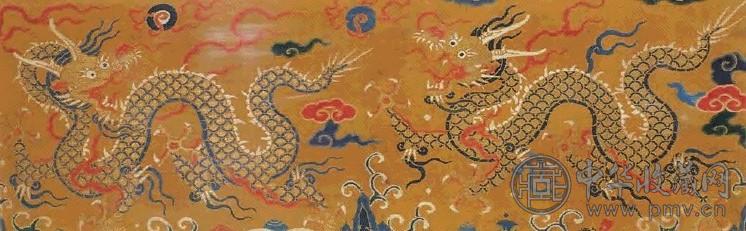 清 彩绣二龙戏珠(带框)