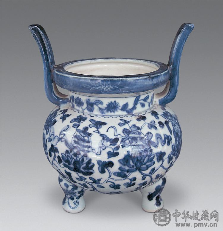 清 青花三足双耳炉