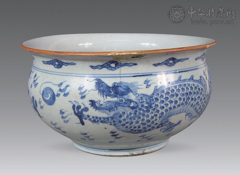 清顺治 青花双龙戏珠纹炉