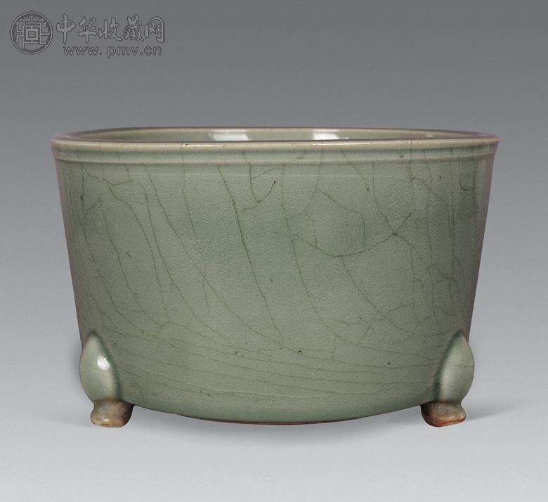 明早期 龙泉三足炉