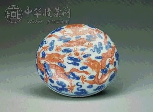 清道光 青花矾红云龙纹印盒