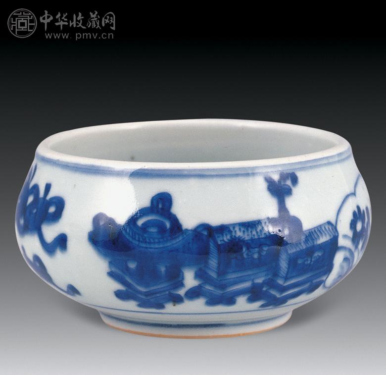 清 期 青花琴棋书画纹香炉 清 期 青花琴棋书画纹香炉