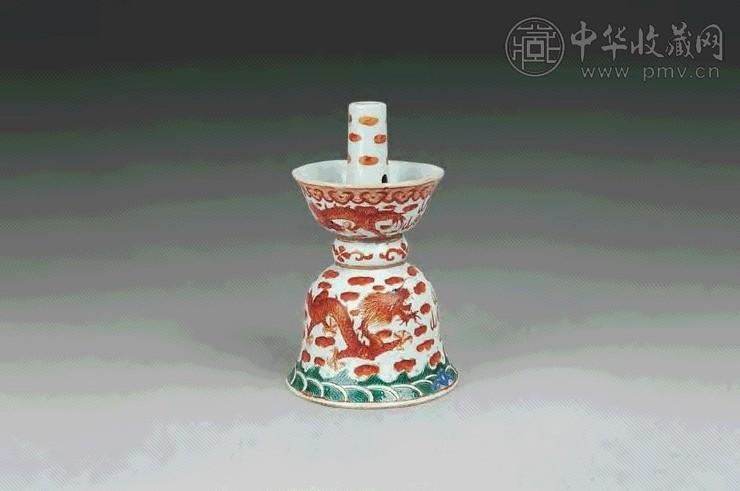 清光绪 矾红龙纹烛台