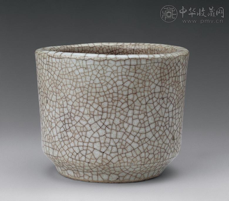 清 哥釉香炉 清 哥釉香炉