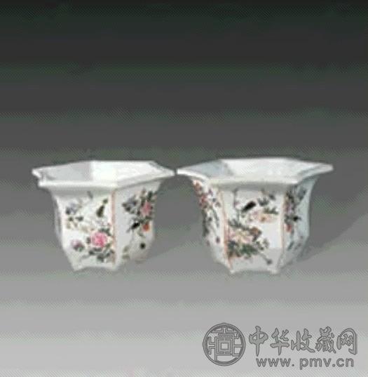 民国 粉彩六方花鸟花盆(2件)