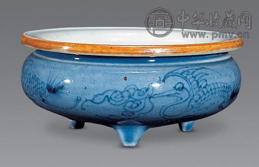 蓝釉青花凤纹炉