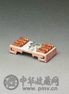 清乾隆 粉彩山水图墨床