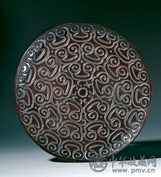 明早期 剔犀红黑漆如意纹盘