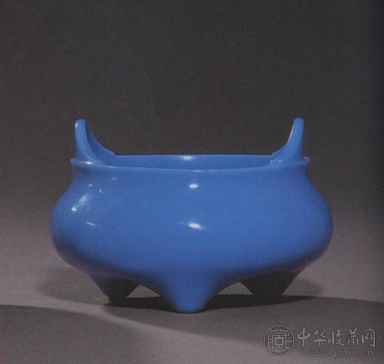 清乾隆 孔雀蓝料三足香炉