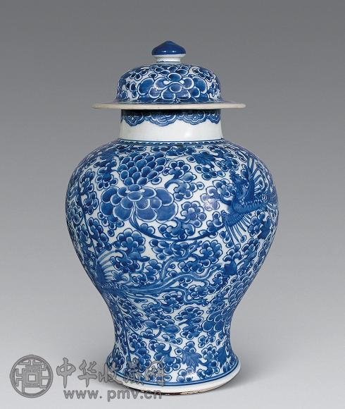 清康熙 青花凤穿花将军罐