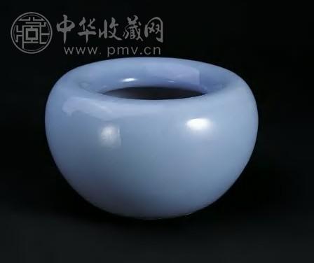 清晚期 天蓝釉苹果尊