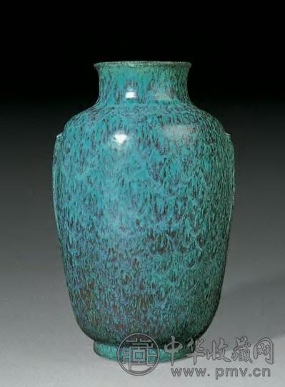 清乾隆 炉钧釉堆双耳灯笼尊