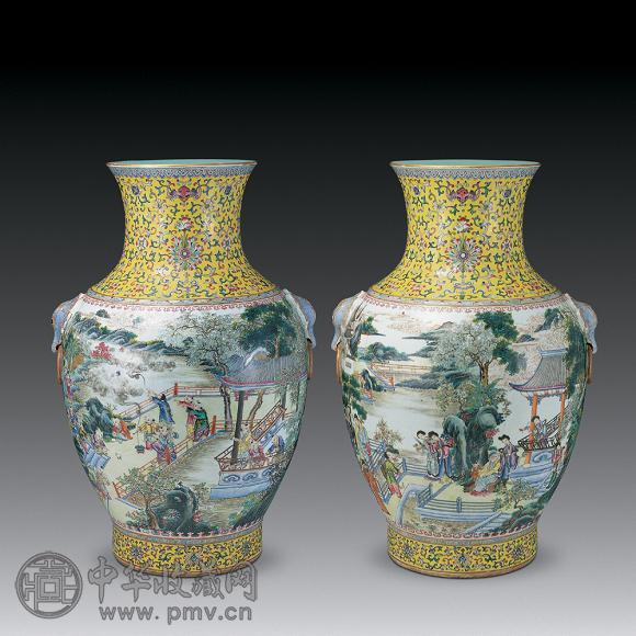 民国 黄地粉彩人物铺首耳尊