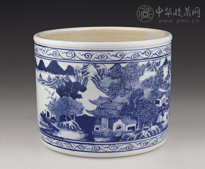 清 青花山水人物笔筒